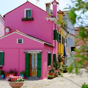 Night Galleria - Bed & Art In - The Pink House Casa vacanze